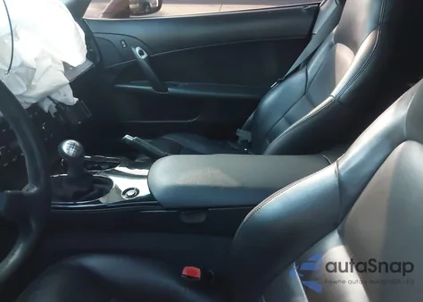 2008 Chevrolet Corvette из США, поврежденный, VIN 1G1YY25W585111929